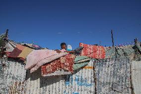 Heatwave And Power Shortages Hit Gaza