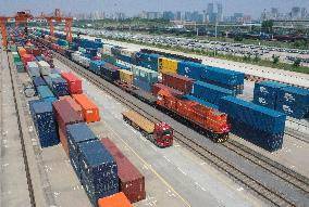 CHINA-HENAN-ZHENGZHOU-EUROPE-FREIGHT TRAIN (CN)