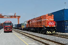 CHINA-HENAN-ZHENGZHOU-EUROPE-FREIGHT TRAIN (CN)