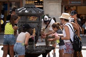 Extreme Heat Scorches Barcelona
