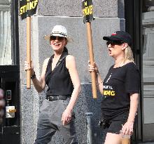 Susan Sarandon And Julianna Margulies At The Sag Actors Strike - NYC