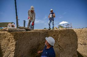Discovery Of An Intact 2600-Year-Old Etruscan Tomb - Rome