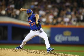 Chicago White Sox v New York Mets