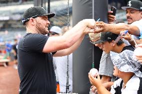 Chicago White Sox v New York Mets