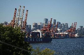 Port Strike Resumes As Union Members Reject Wage Agreement - Vancouver