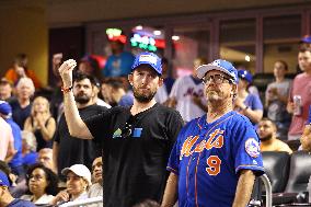 Chicago White Sox Vs. New York Mets