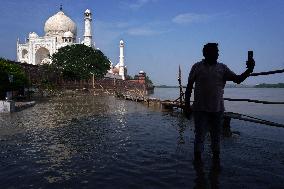 INDIA-FLOODS