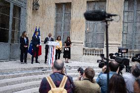 Handover ceremony at the Ministry of Education - Paris