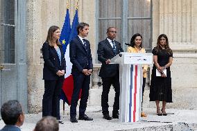 Handover ceremony at the Ministry of Education - Paris