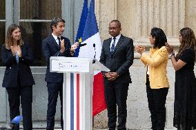 Handover ceremony at the Ministry of Education - Paris