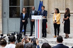 Handover ceremony at the Ministry of Education - Paris