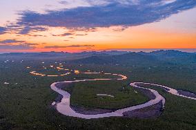 Mogoler River Sunrise Scenery in Hulunbuir