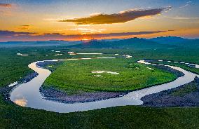 Mogoler River Sunrise Scenery in Hulunbuir