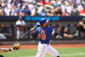 Chicago White Sox Vs. New York Mets