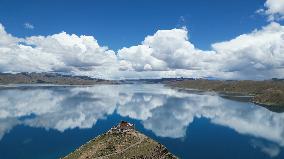 CHINA-TIBET-YAMZHOG YUMCO LAKE-TEMPLE (CN)