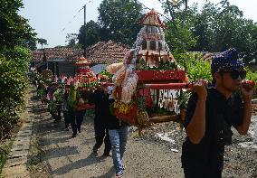 Cultural Values Tradition The Earth Alms In Indonesia