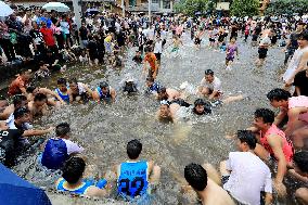 Catching Fish Activity in Liuzhou, China