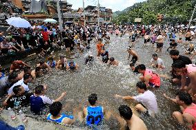 Catching Fish Activity in Liuzhou, China