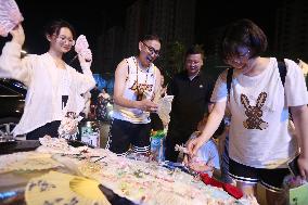 Citizens shop At A Car Trunk Market in Linyi, China