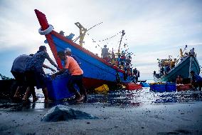INDONESIA-LHOKSEUMAWE-DAILY LIFE-FISHING