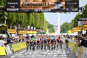 Jonas Vingegaard Wins Second Successive Tour De France - Paris