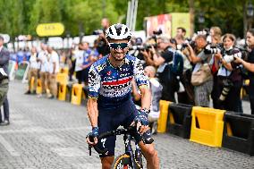 Jonas Vingegaard Wins Second Successive Tour De France - Paris