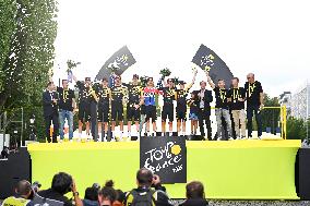 Jonas Vingegaard Wins Second Successive Tour De France - Paris
