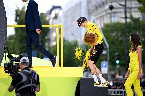 Jonas Vingegaard Wins Second Successive Tour De France - Paris