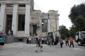 Removing rubble at Transfiguration Cathedral in Odesa