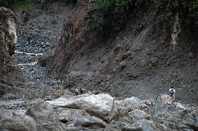 Rescue Labors Continue After Landslide In Quetame, Colombia