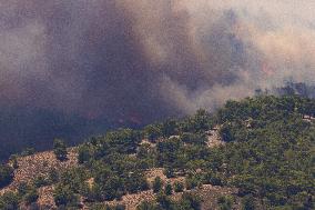 Rhodes Wildfire Forces Thousands Of Evacuations