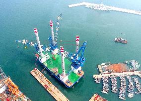 China Largest Jack-up Offshore Wind Installation Platform Delivery