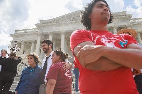 Congressman Casar Leads Thirst Strike At U.S. Capitol