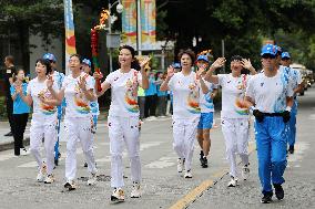 (SP)CHINA-SICHUAN-CHENGDU-WORLD UNIVERSITY GAMES-TORCH RELAY(CN)