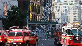 Crane Catches Fire, Collapses In Manhattan's Hudson Yards - NY