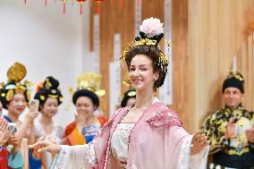 CHINA-XINJIANG-URUMQI-INT'L DANCE FESTIVAL-SOFIA (CN)