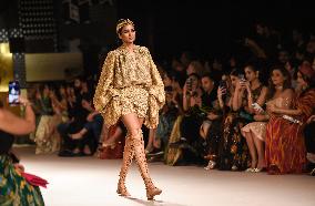 INDIA-NEW DELHI-FASHION SHOW-FDCI INDIA COUTURE WEEK