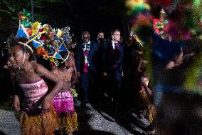 Macron at the Melanesian art Festival - Vanuatu