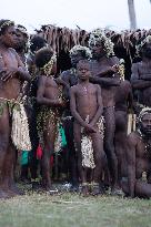 Macron at the Melanesian art Festival - Vanuatu