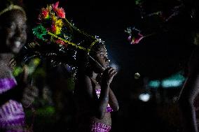 Macron at the Melanesian art Festival - Vanuatu
