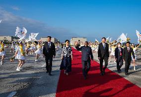 (Chengdu Universiade) CHINA-SICHUAN-CHENGDU-BURUNDIAN PRESIDENT-ARRIVAL (CN)