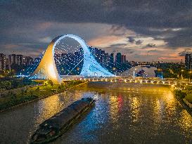 Beijing-Hangzhou Grand Canal Cargo Ships