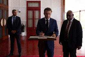 Macron Meets Governor-General Bob Dadae - Papua New Guinea