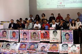 Parents Of Ayotzinapa Normalistas Demand The Government Of Mexico Not To Hinder Investigation