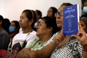 Parents Of Ayotzinapa Normalistas Demand The Government Of Mexico Not To Hinder Investigation