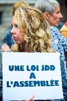 Newspaper JDD's 5th Week Strike - Paris