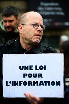 Newspaper JDD's 5th Week Strike - Paris