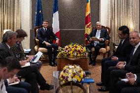Emmanuel Macron meets Sri Lanka president - Colombo