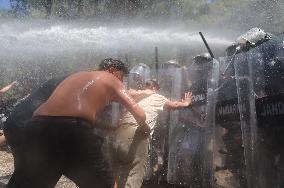 Protesters Occupy Forest To Stop Coal Mine Expansion - Turkey