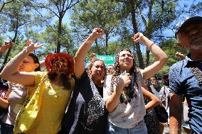 Protesters Occupy Forest To Stop Coal Mine Expansion - Turkey